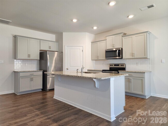 Foto del edificio - 125 Sycamore Xing Ct