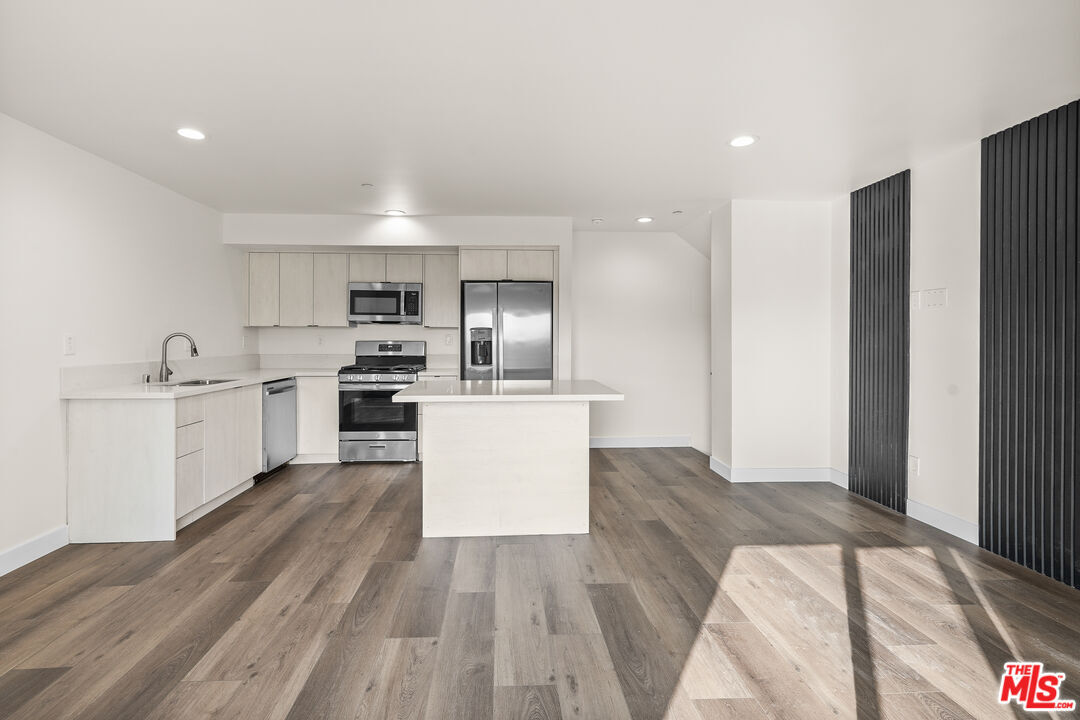 Foto principal - 2525 Hauser Blvd