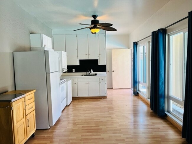 Photo - 957A McClatchy Way House