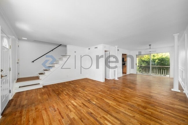 Foto del edificio - Unit N1