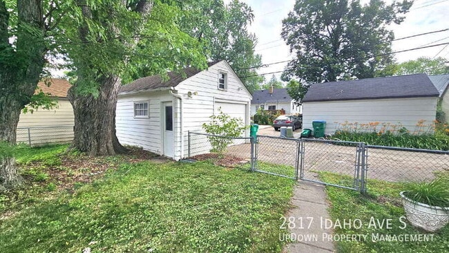 Building Photo - 2817 Idaho Ave S