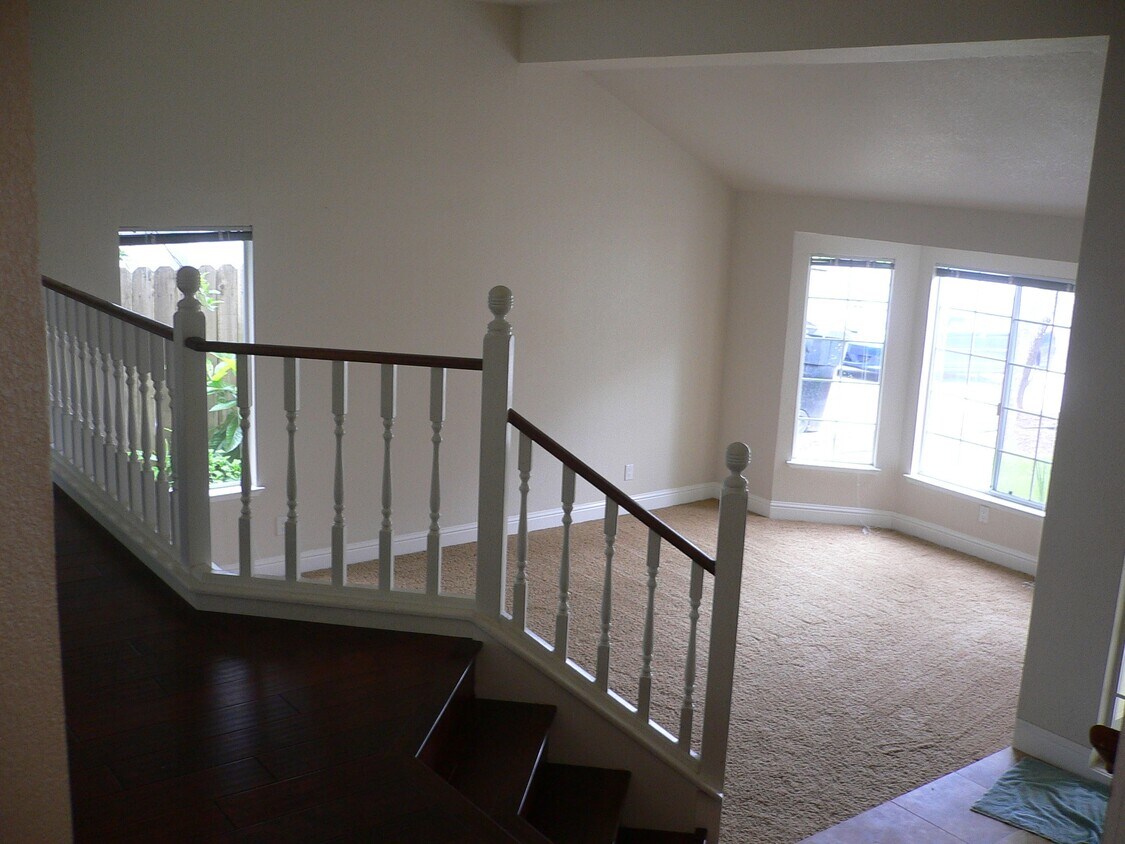 Foto principal - 1485 Deerfield Cir