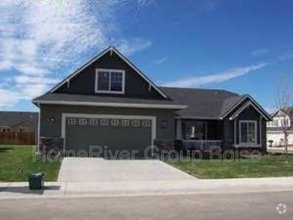 Building Photo - 3953 N Kilberry Ave