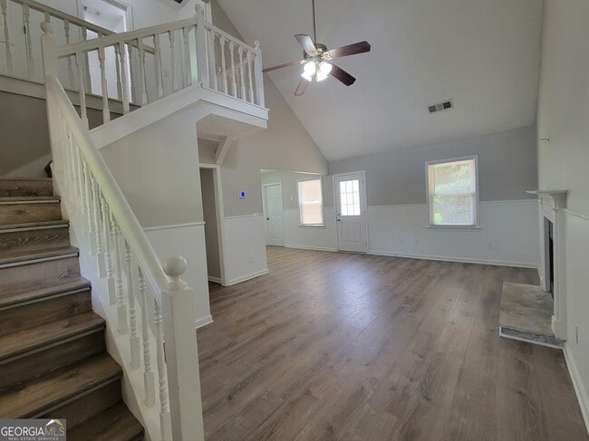 Building Photo - 611 Leigh Ct