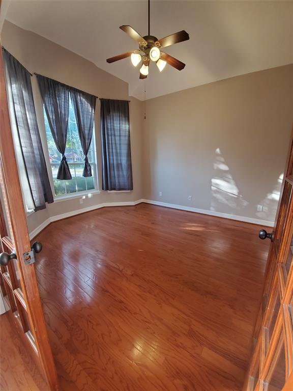 Foto del edificio - 1 Pebble Beach Ct