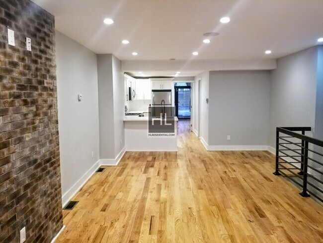 Foto del edificio - 258 Bainbridge St