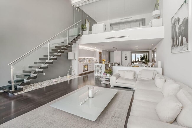 Building Photo - 1040 Biscayne Blvd