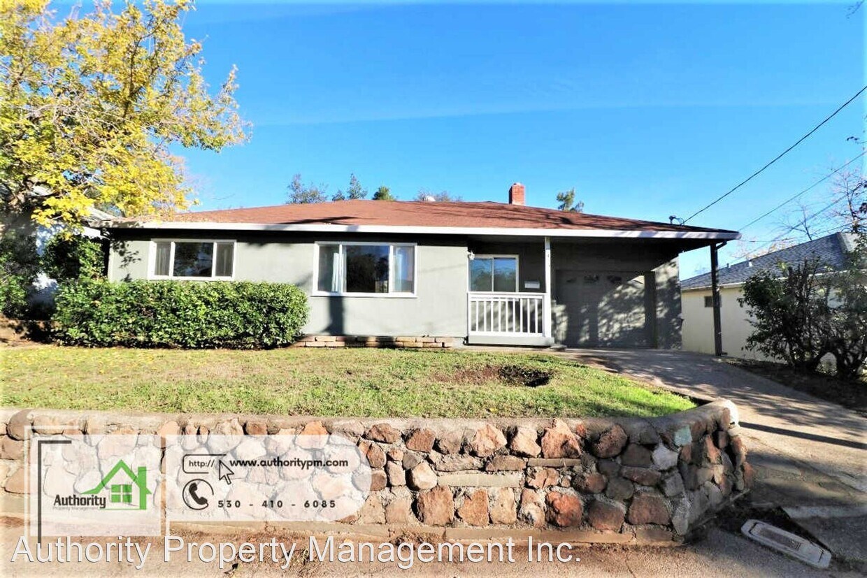 3 br, 1 bath House 2453 Ramona Place House for Rent in Redding, CA