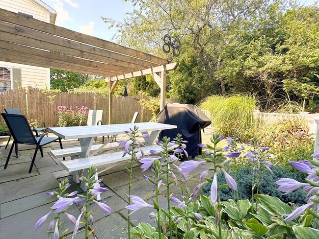 Foto del edificio - Winter Rental: Available Oct. 1-May 31 (Ut...