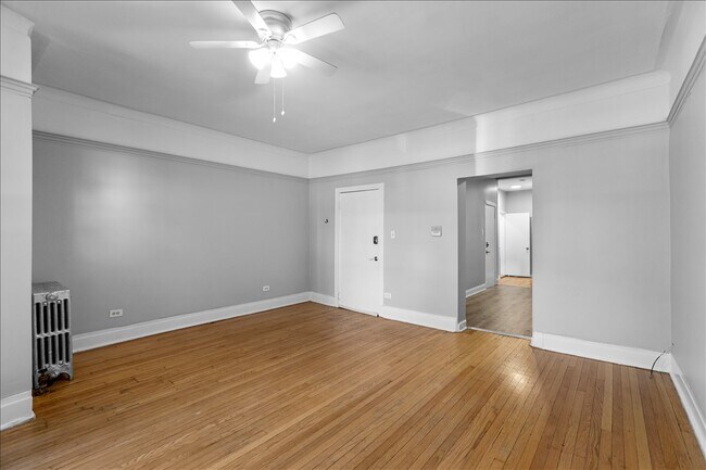 Foto del edificio - 5018 S Blackstone Ave