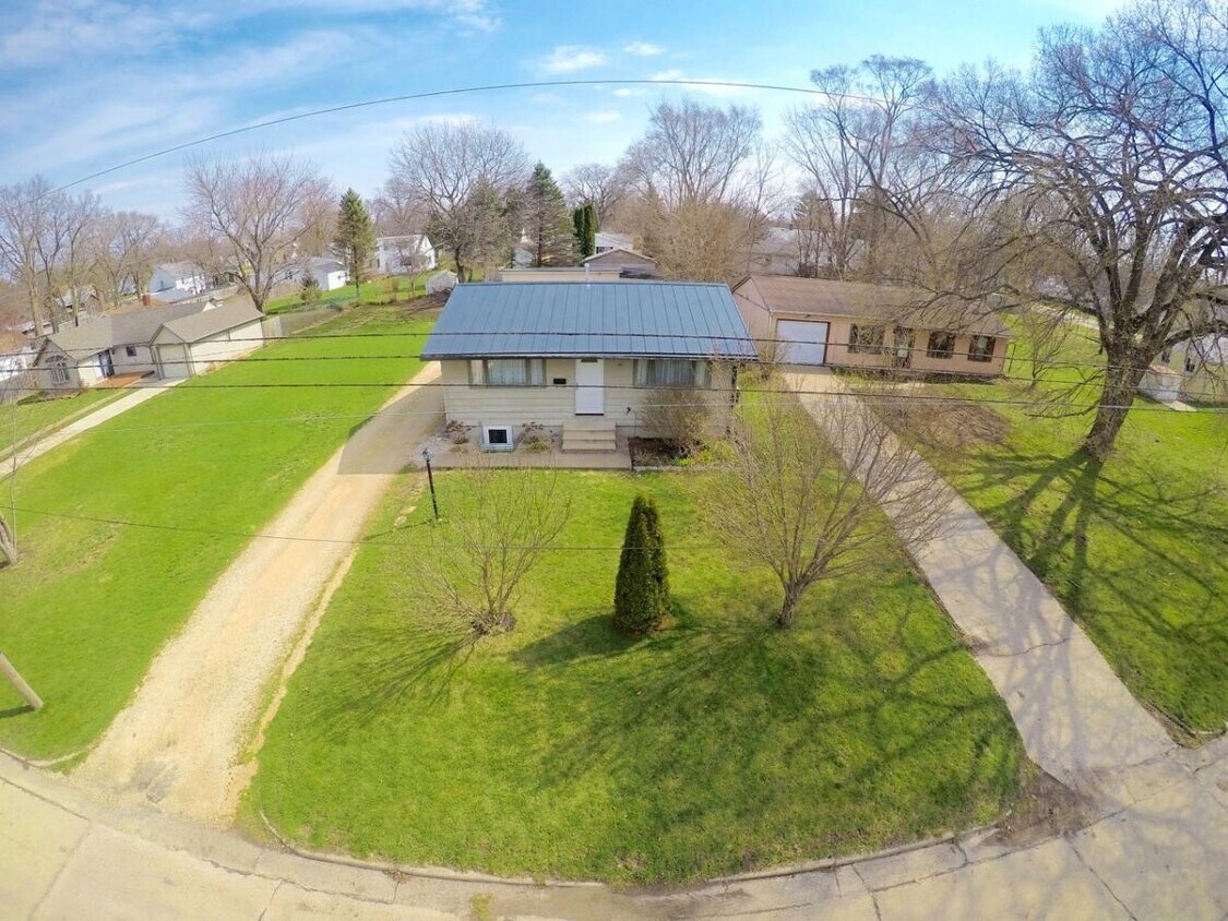 Arial View - 404 Sherman Ave