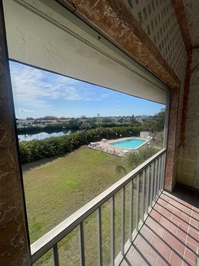 Foto del edificio - 1860 Massachusetts Ave NE