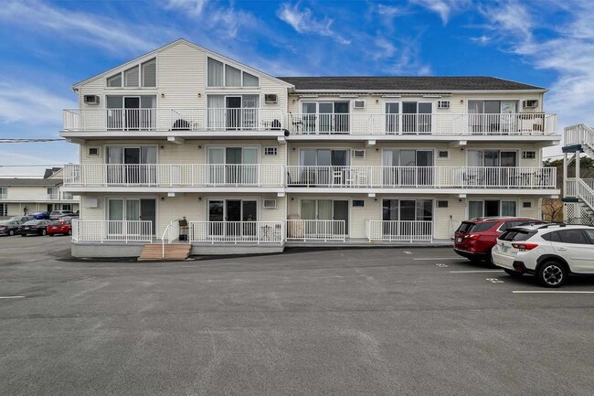 Building Photo - 933 Ocean Blvd