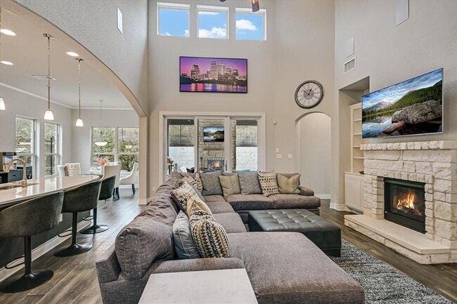 Building Photo - 501 Anfield Cir