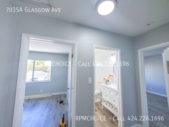 Foto del edificio - 7035A Glasgow Ave