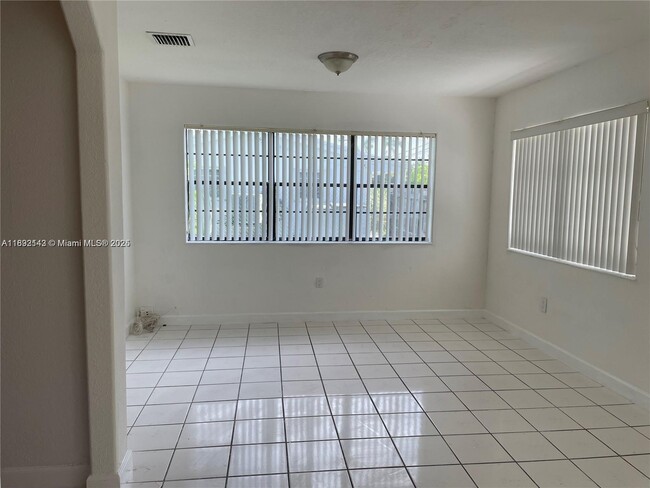 Foto del edificio - 29830 SW 152nd Ave