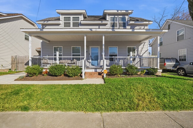 Photo - 16 Bagley St House