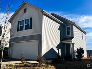 Building Photo - 5012 Red Poll Dr