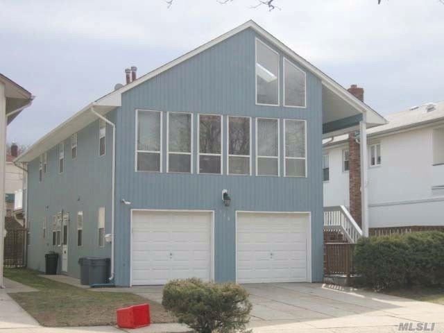 Primary Photo - 518 E Walnut St