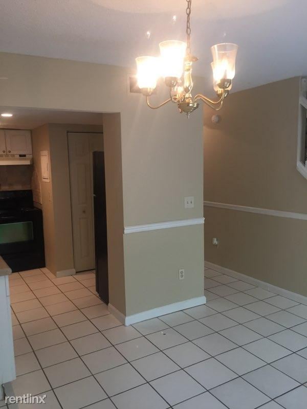 Building Photo - 571 Northridge Crossing Dr
