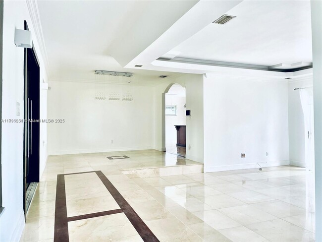 Foto del edificio - 21235 NE 19th Ct