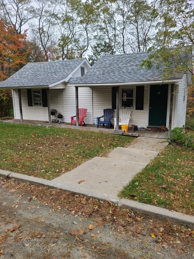 Primary Photo - 28 Salt Shed Rd