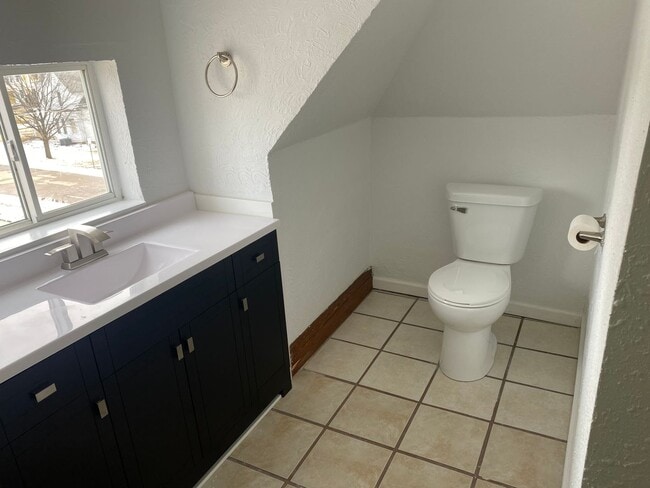 Building Photo - 4 bedroom 1.5 bath house in Tama Iowa