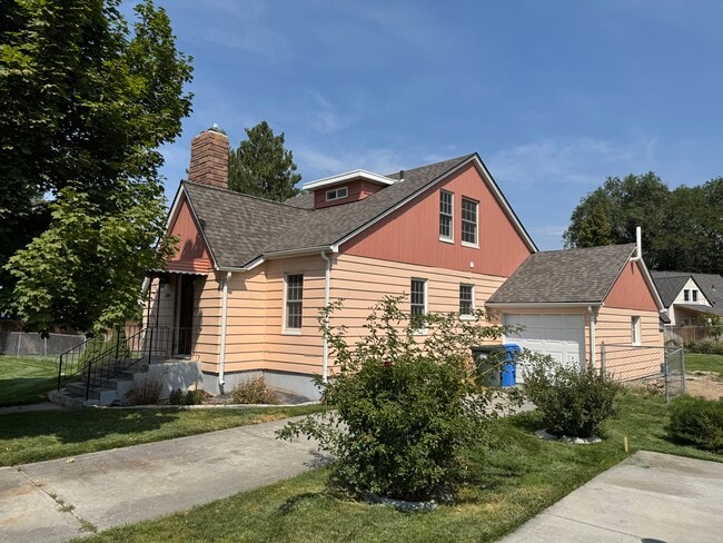 Building Photo - 1838 S 2nd Ave
