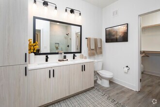 1 BR 1 BA, 819 SF - The Watts