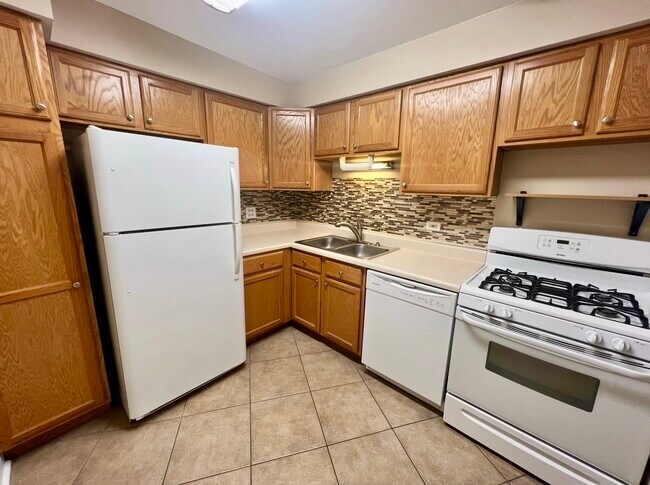 Foto del edificio - 1461 N Winslowe Dr