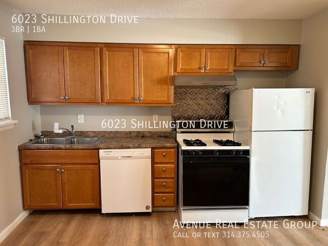 Foto del edificio - 6023 Shillington Dr