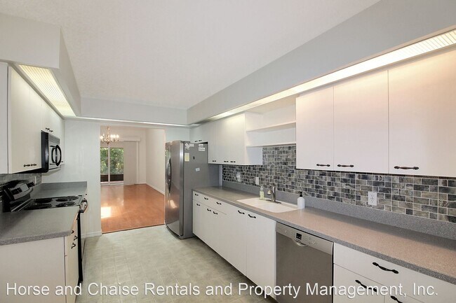 Foto del edificio - 3 br, 2.5 bath House - 227 Woods Point Rd