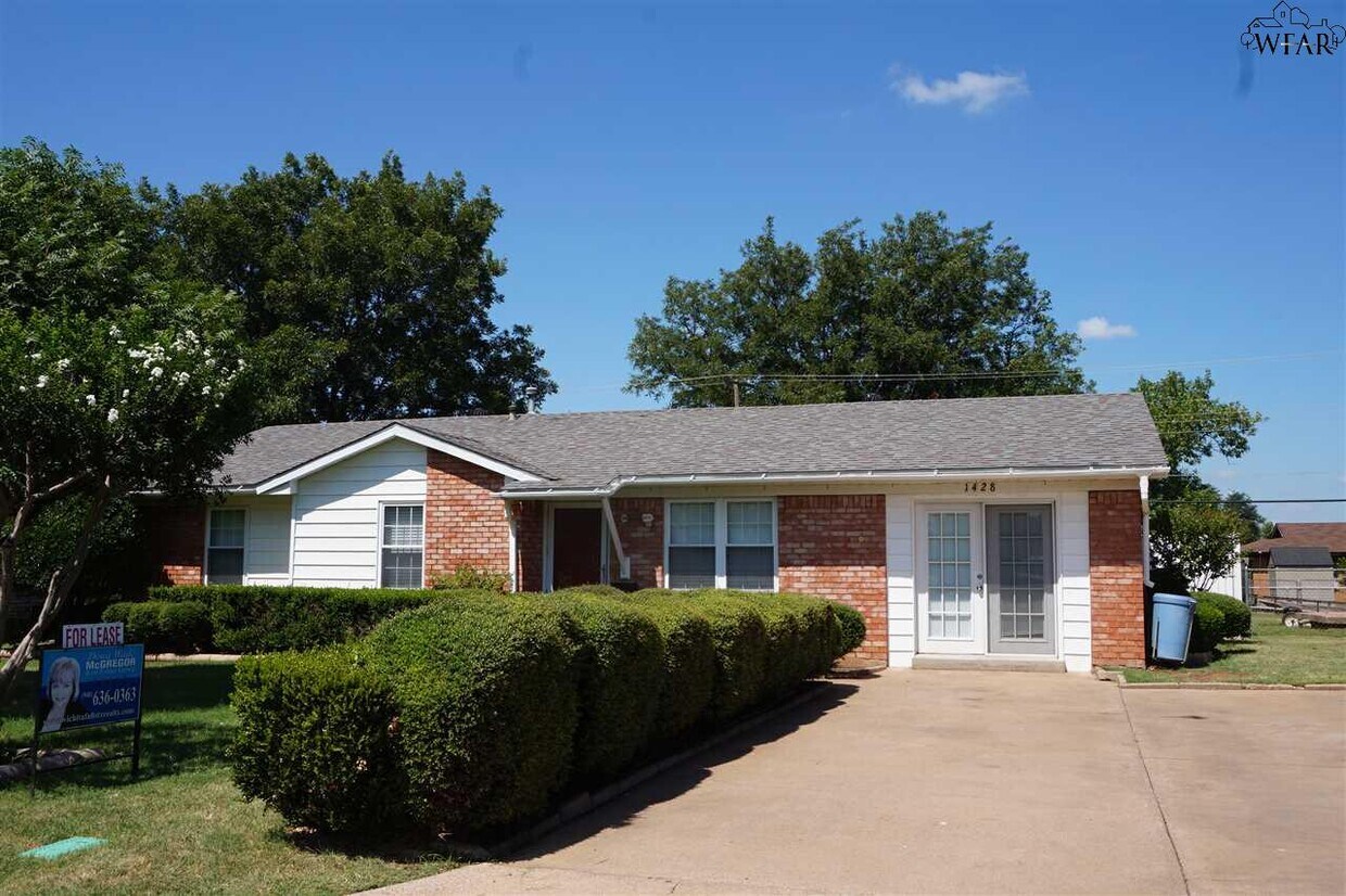 1428 Phoenix Dr, Wichita Falls, TX 76306 House Rental in Wichita