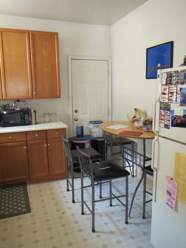 Interior Photo - 404 20th Ave