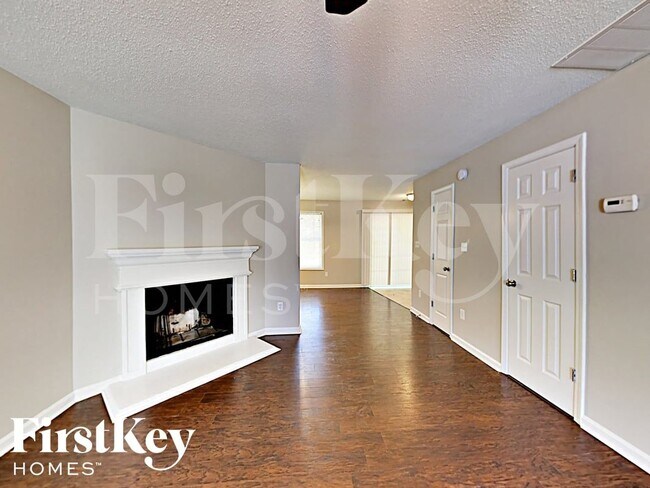 Foto del edificio - 6958 Mahonia Pl