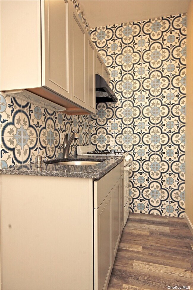 Foto del edificio - 11 Maple Ct