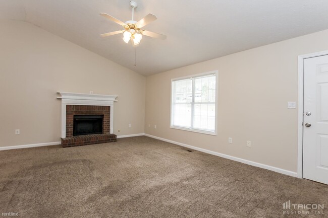 Building Photo - 302 Bethel Dr