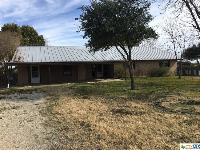 Building Photo - 824 Picasso Dr