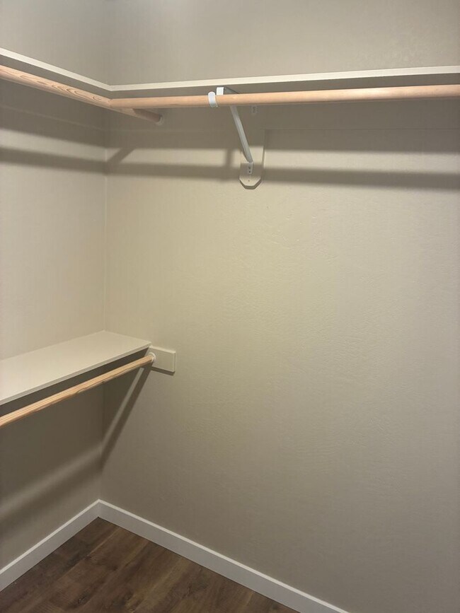 Foto del edificio - Modern 1 Bedroom, 1 Bath In White City Utilities Included