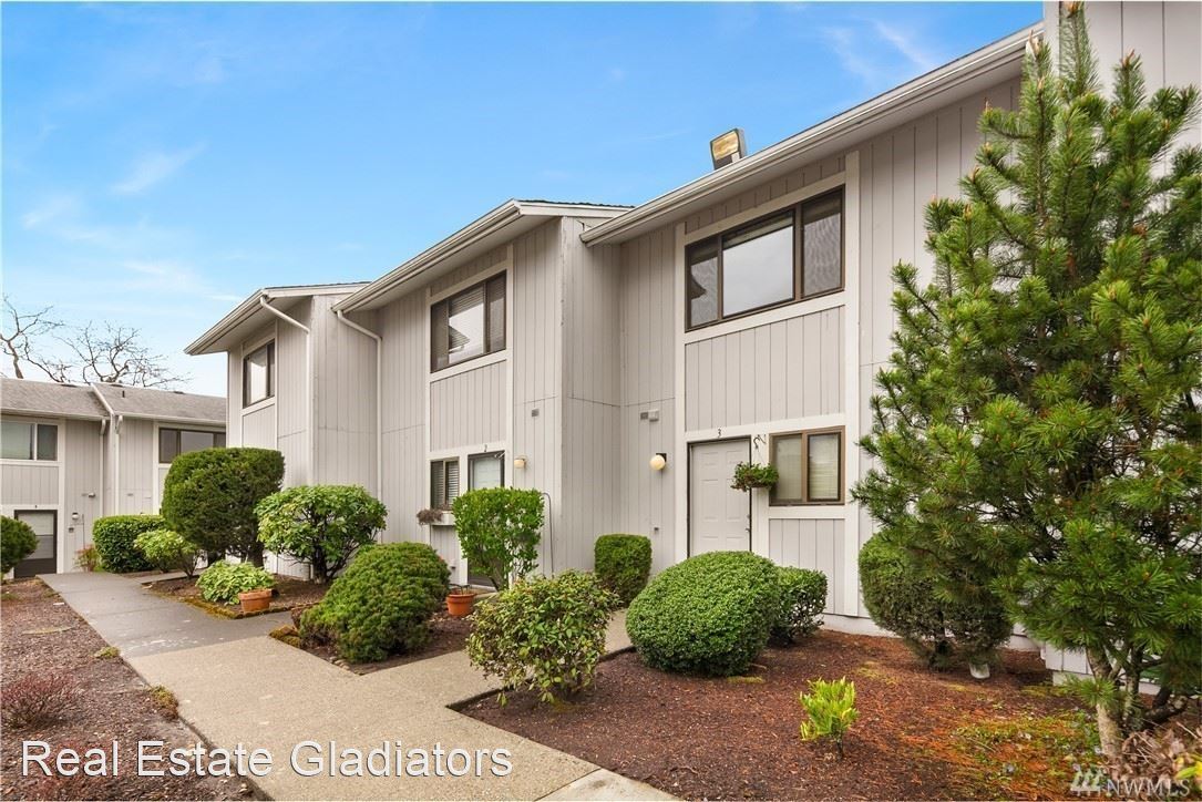 10609 SE 252nd St, Kent, WA 98030 House Rental in Kent, WA