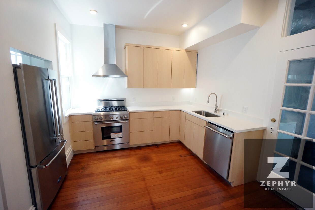 Foto principal - 321 10th St