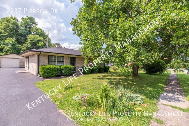 Building Photo - 2237 Pierson Dr