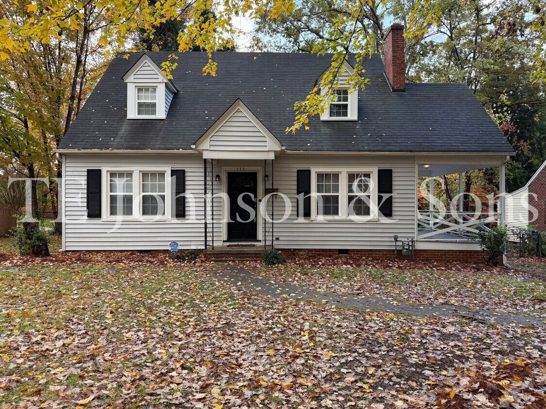 Primary Photo - Charming Home with Character and Modern Co...