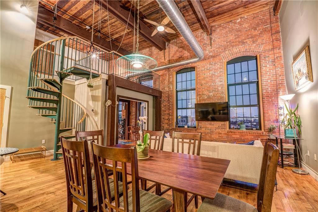 Foto principal - 589 Atwells Ave