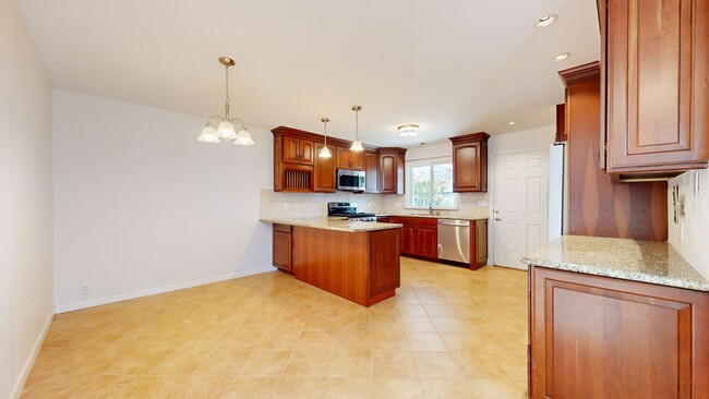 Foto del edificio - Beautiful Home In Desirable San Ramon!