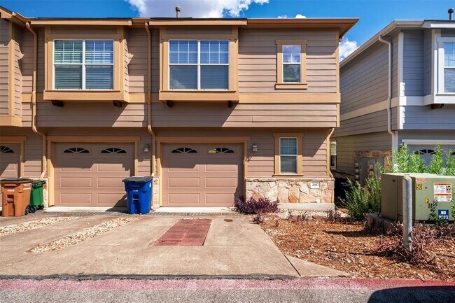 Building Photo - 2917 Saville Loop