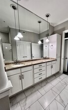 Building Photo - 5353 Memorial Dr