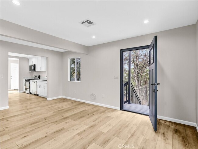 Foto del edificio - 4126 1st St