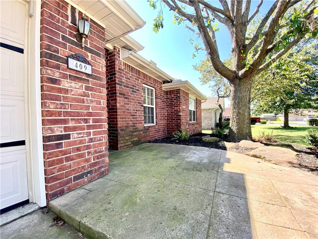 409 Ridgemont Ave, Lowell, AR 72745 House Rental in Lowell, AR