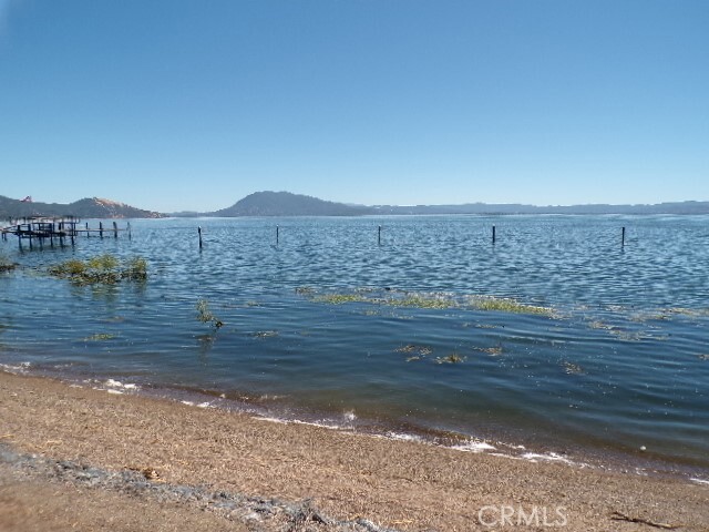 Foto del edificio - 3655 Lakeshore Blvd